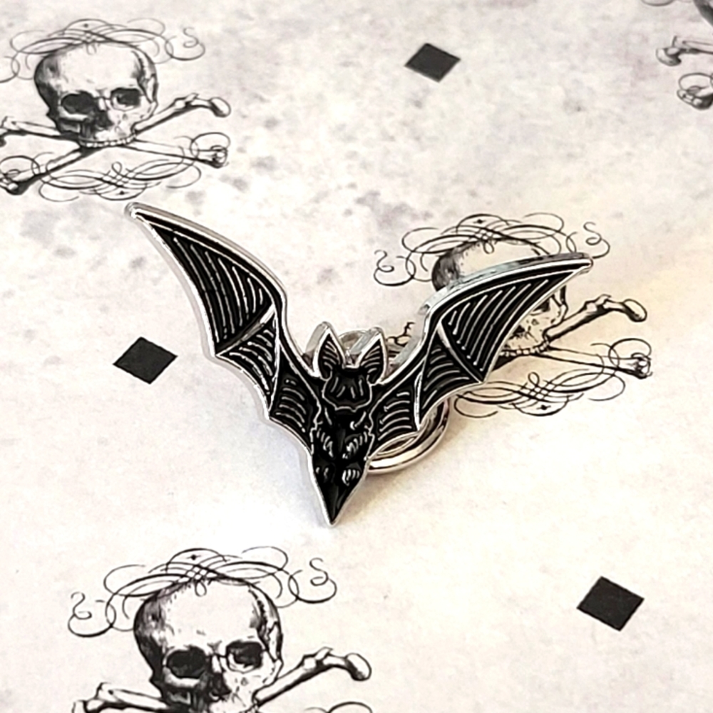Bat Pin - Picture 1 of 1